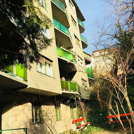 Newberry Apartment With Balcony Budapest Exterior foto